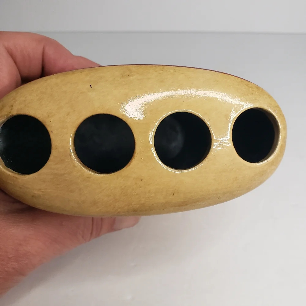 Vintage toothbrush holder. 176